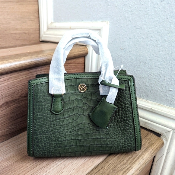 Michael Kors Chantal Extra-Small Crocodile Embossed Leather Messenger Bag Amazon - Picture 1 of 5